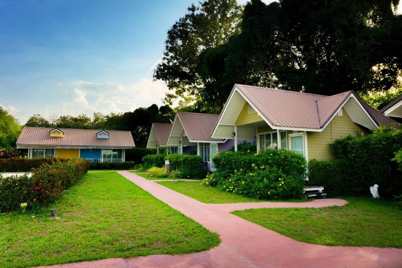 Bo Tree Cottage On The River Mukdahan Extérieur photo