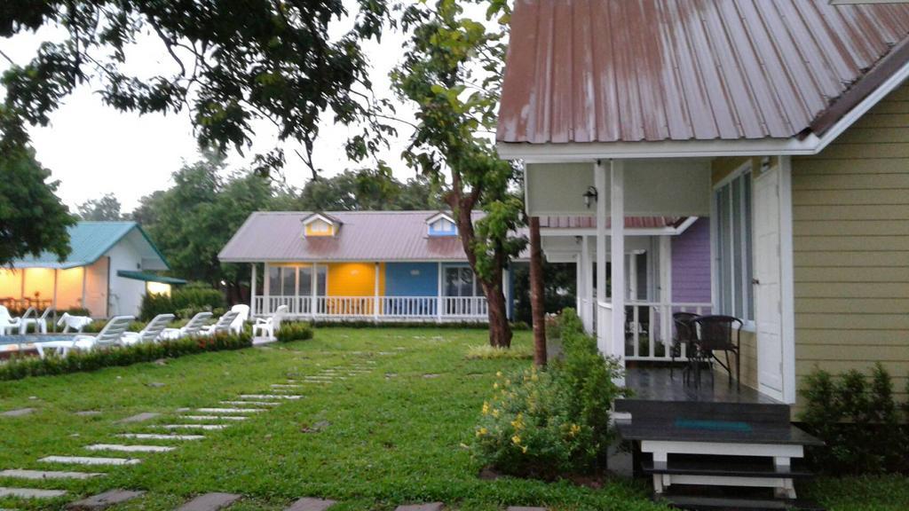 Bo Tree Cottage On The River Mukdahan Extérieur photo